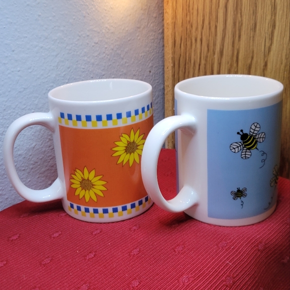 Vtg Cups Mugs Ceramic Sunflowers Bumble Bees